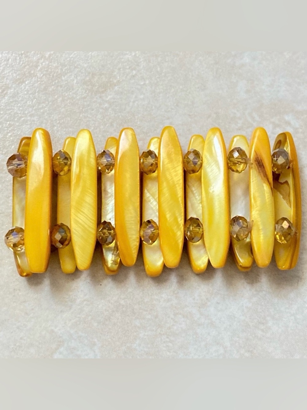 *BRAND NEW* Bright Shiny Yellow Beaded Stones Elegant Women’s Stretchy Bracelet